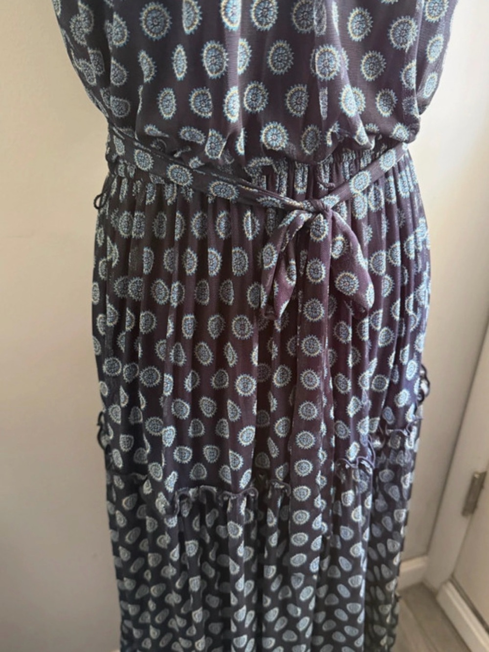 Kate & Lily Halter Sleeveless Navy Maxi Dress - Classic Summer Style - Picture 9 of 11